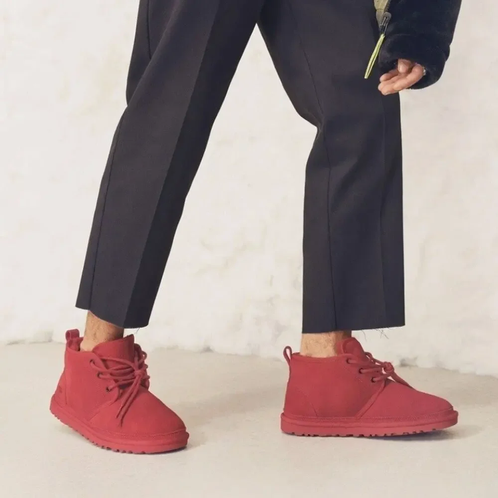 UGG Mens Neumel Chukka Ankle Boot 3236 Samba Red Suede Mens 9